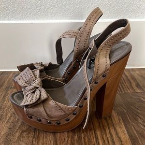 Jessica Simpson Bow high heel sandals